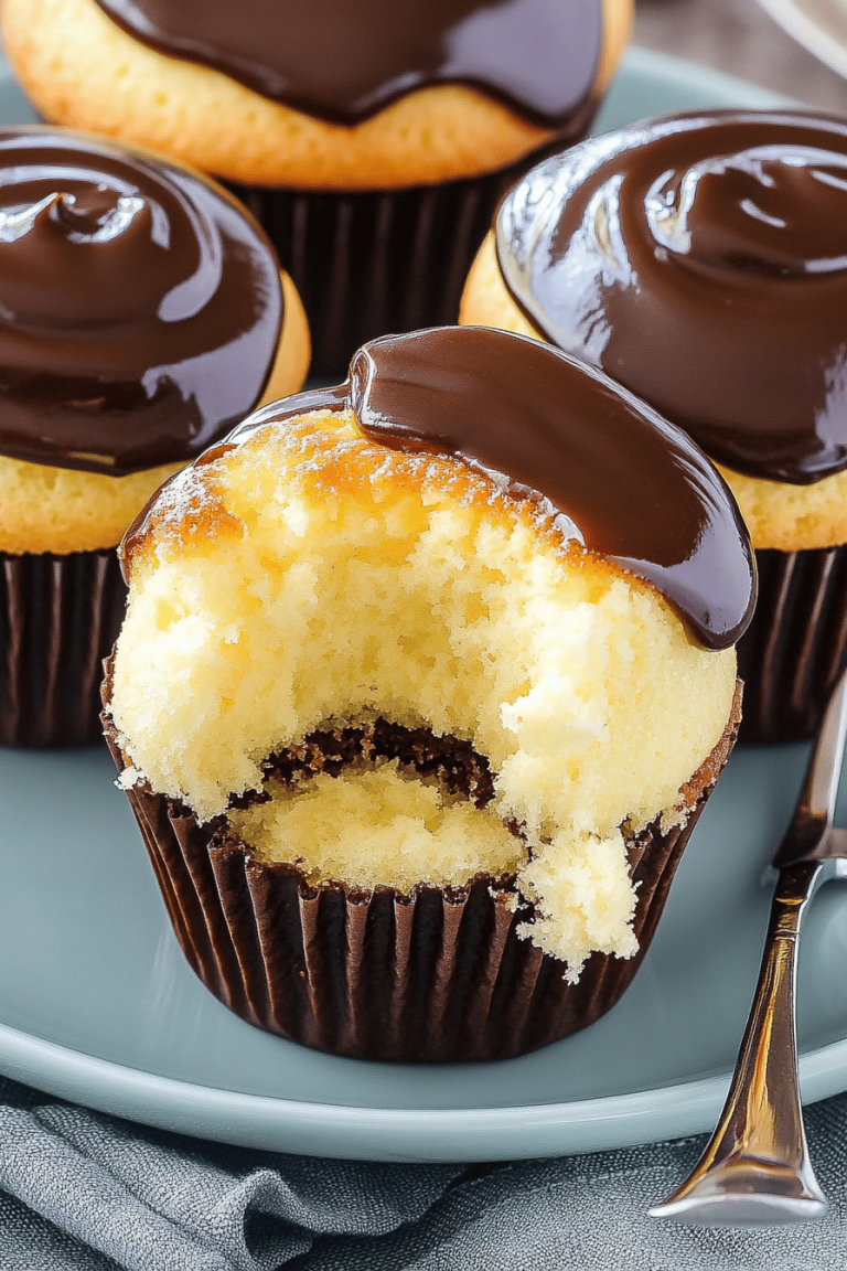 Boston Cream Pie Cupcakes