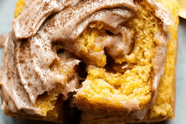 Pumpkin cinnamon rolls