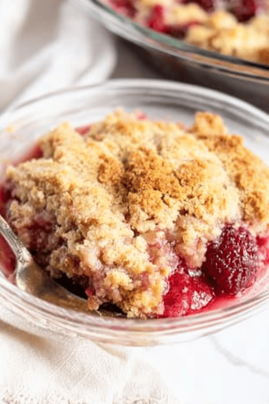 cobbler recipes slice on plate showing perfect texture and swirl pattern