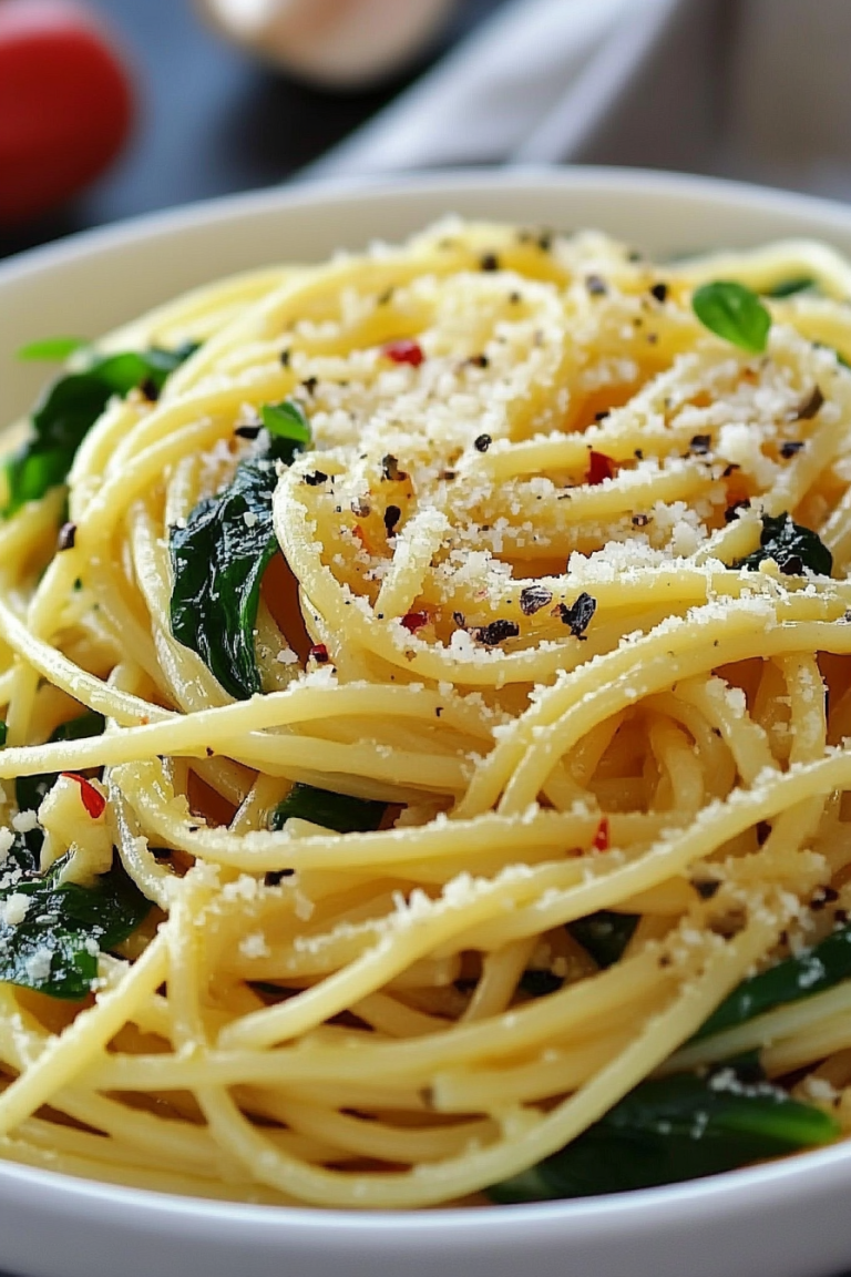 Cheesy Garlic Spinach Spaghetti Squash